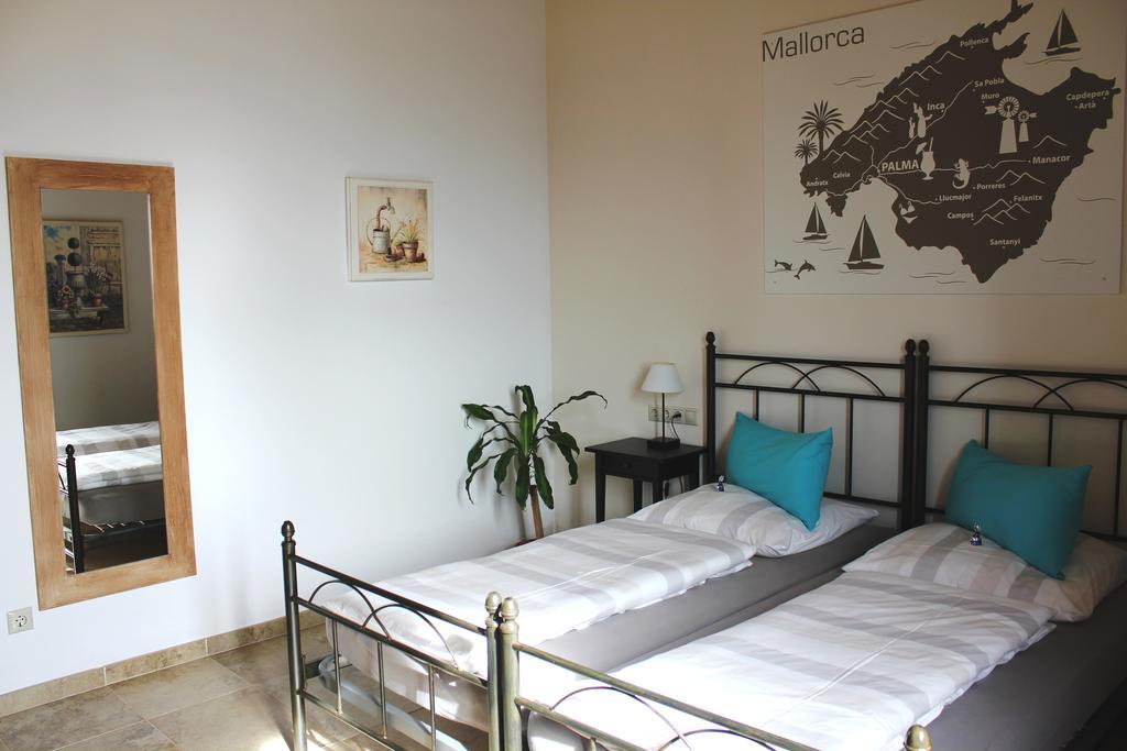 Finca Sol Y Vida - Agroturismo Son Sampoli Hotel Llucmajor  Room photo